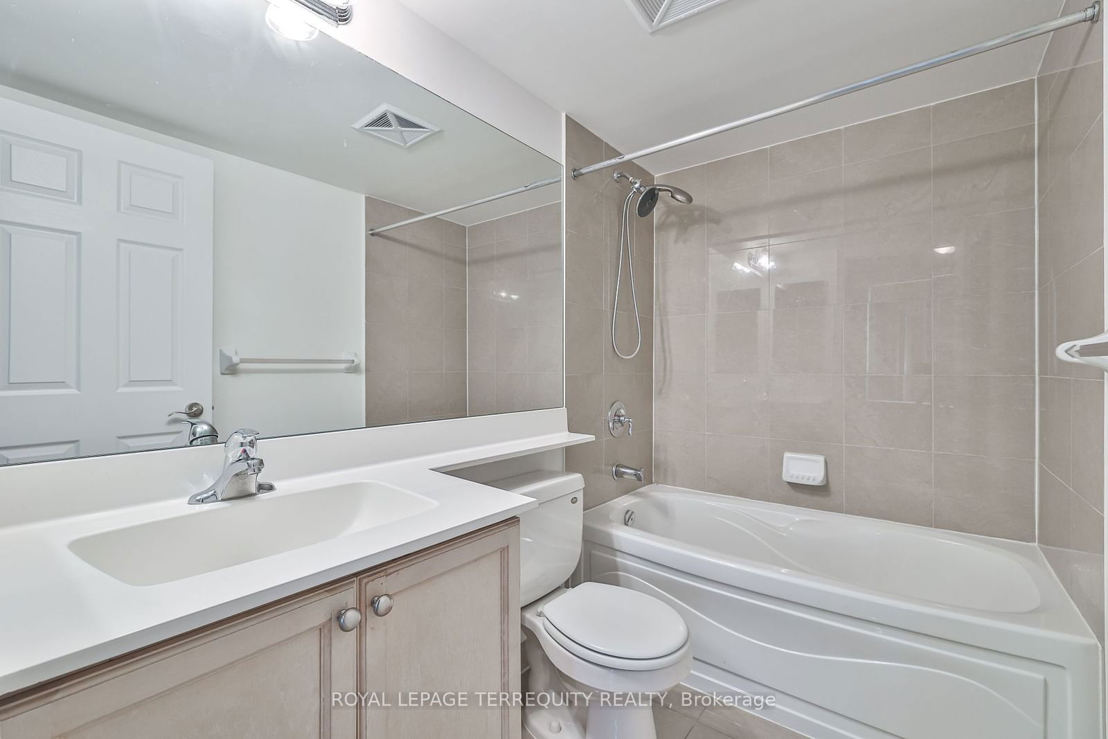 25 Greenview Ave, unit 2119 for sale - image #29