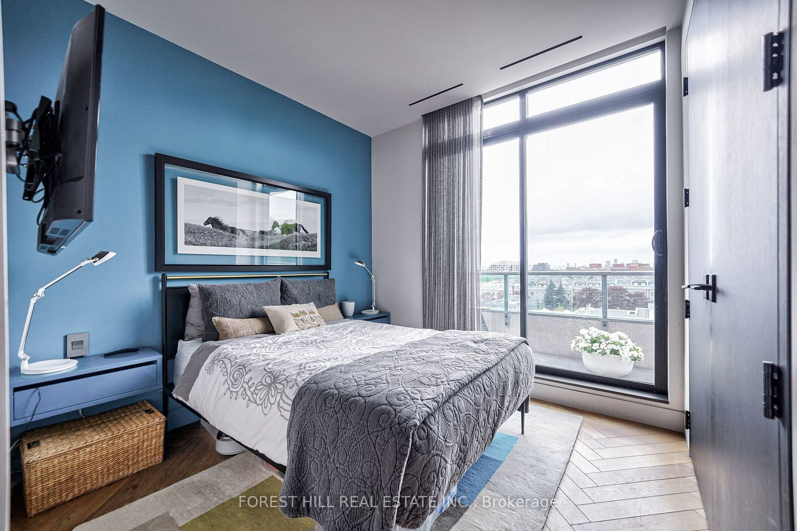 377 Madison Ave, unit 706 for sale - image #35