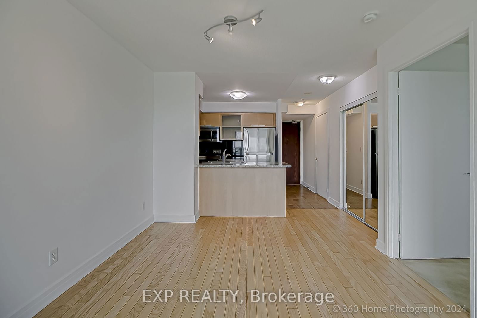 16 Harrison Garden Blvd, unit 1409 for sale - image #13