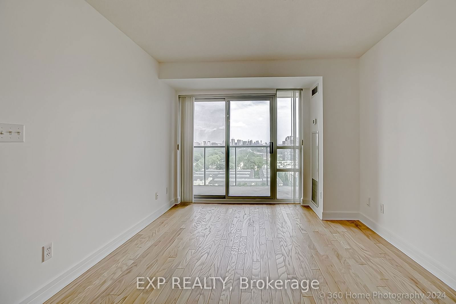 16 Harrison Garden Blvd, unit 1409 for sale - image #2