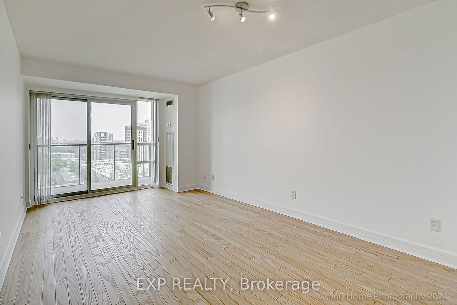 16 Harrison Garden Blvd, unit 1409 for sale - image #3