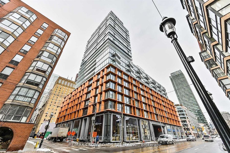 60 Colborne St, unit 401 for sale - image #2