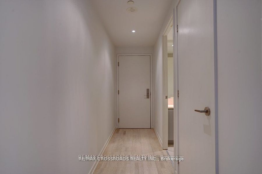 60 Colborne St, unit 401 for sale - image #8