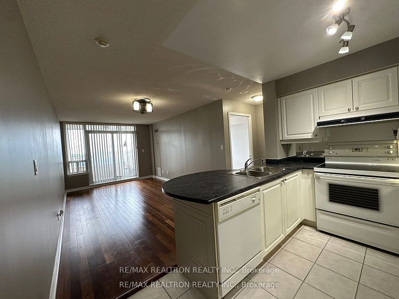 1 Rean Dr, unit 711 for rent - image #2