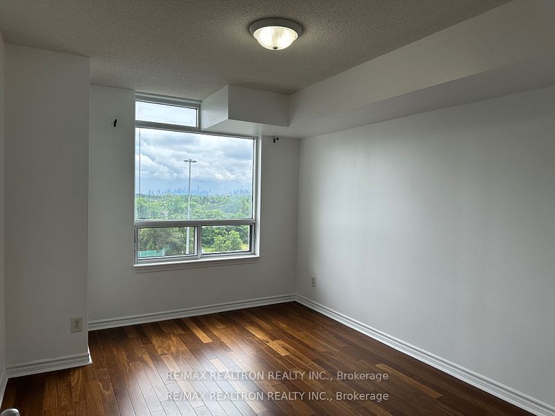 1 Rean Dr, unit 711 for rent - image #8