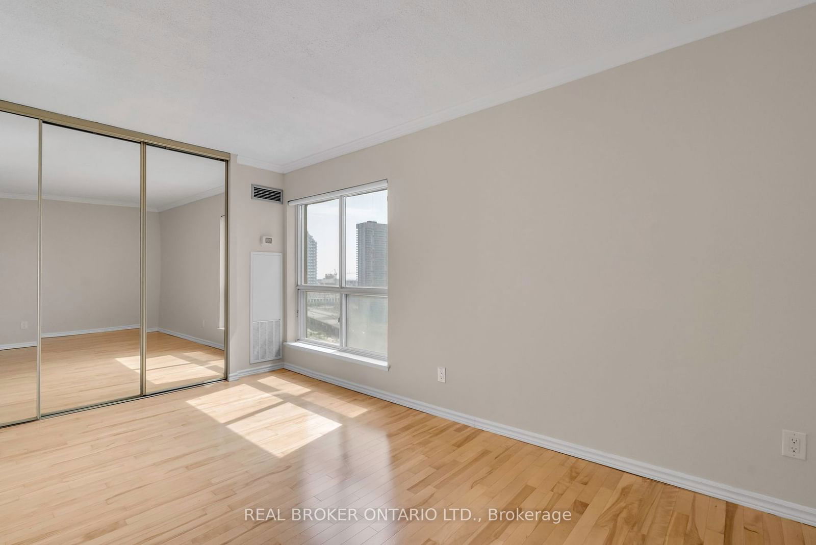 25 The Esplanade, unit 2113 for sale - image #21