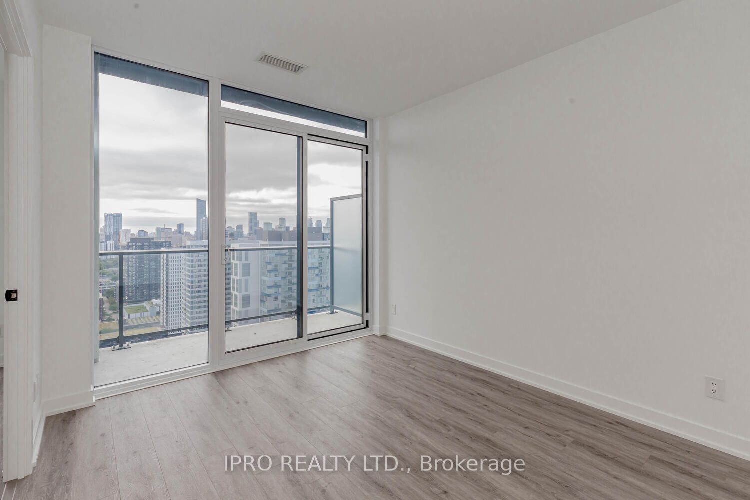 5 Defries St, unit 3106 for rent - image #15