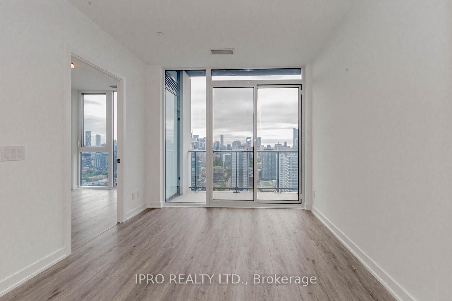 5 Defries St, unit 3106 for rent - image #16