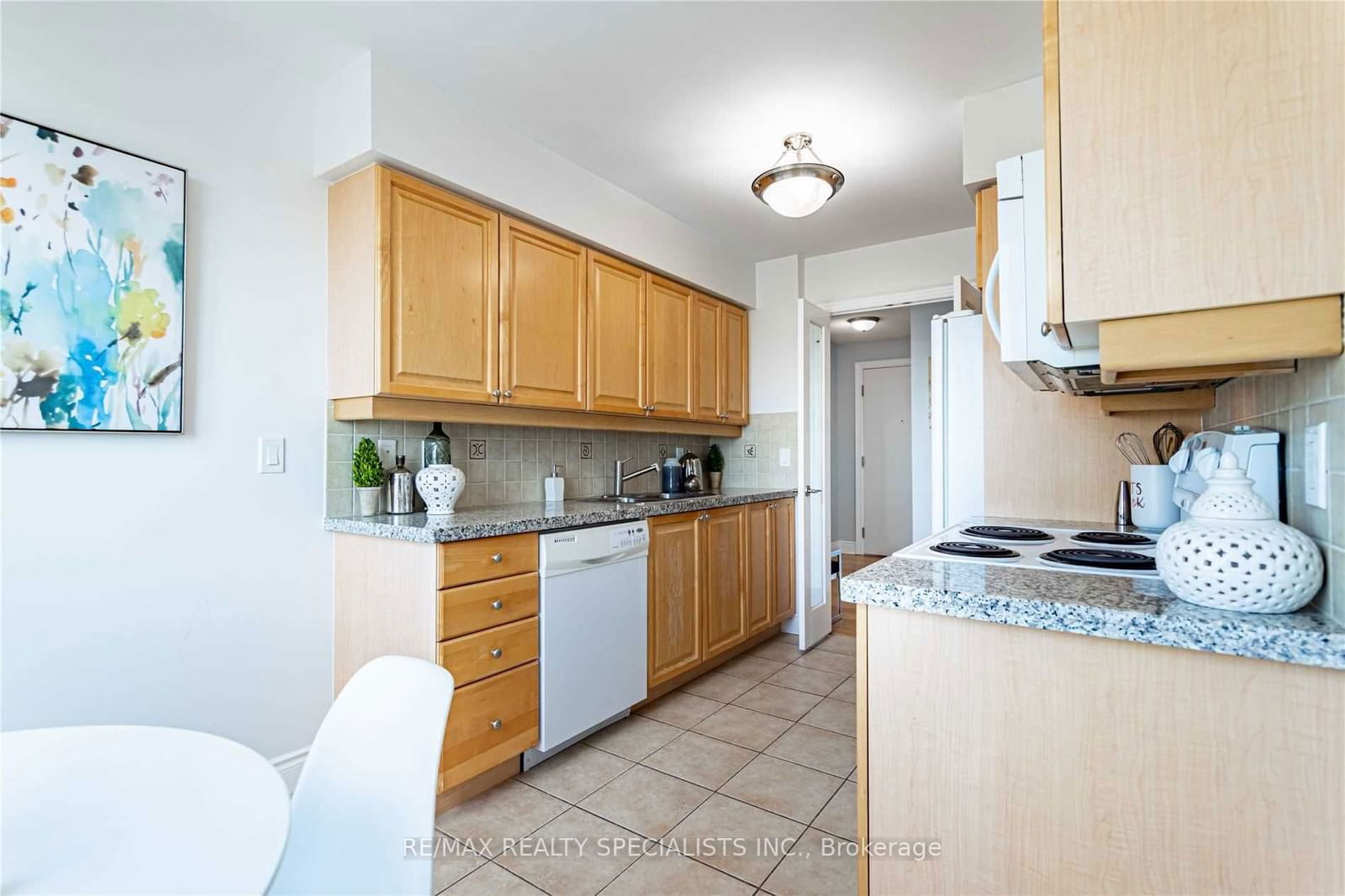 15 Greenview Ave, unit 1312 for rent