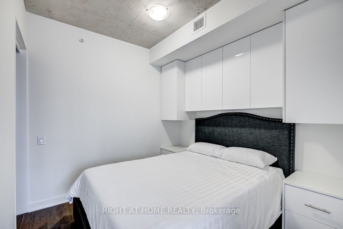 629 King St W, unit 419 for rent - image #16