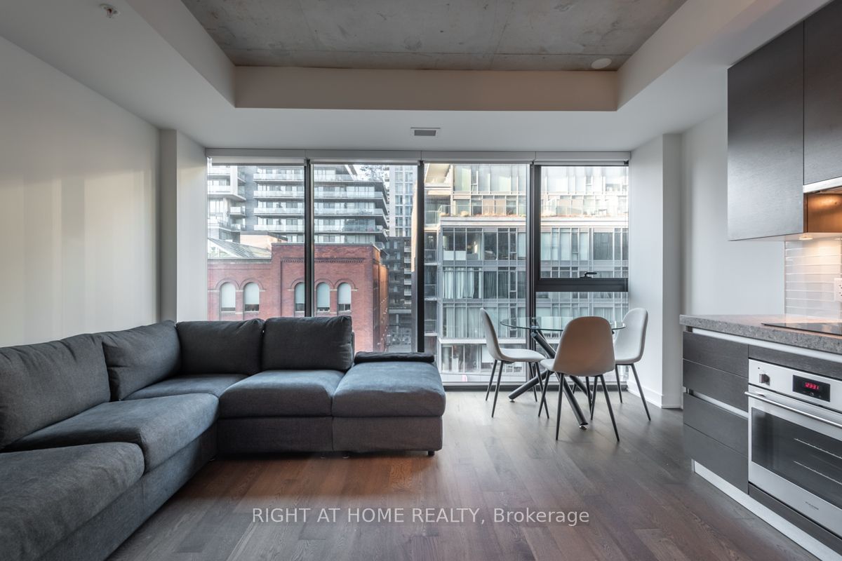 629 King St W, unit 419 for rent - image #3