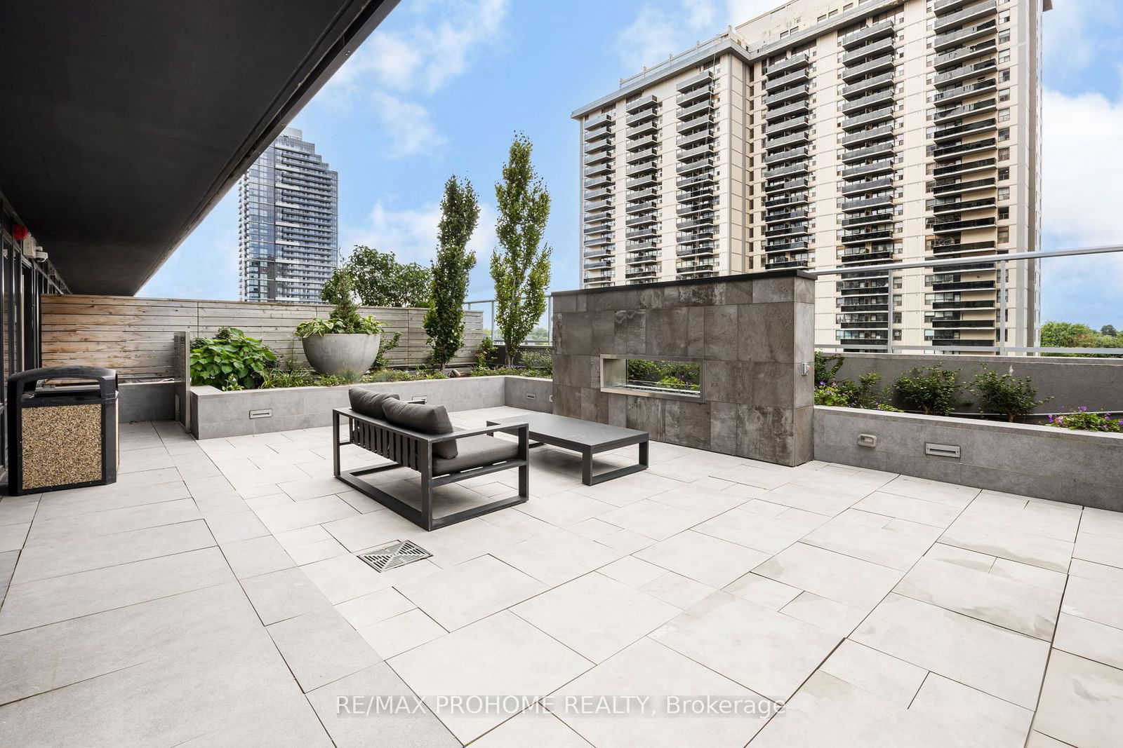 101 Erskine Ave, unit 2205 for sale - image #33