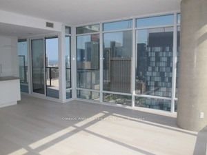 488 University Ave, unit 3210 for rent