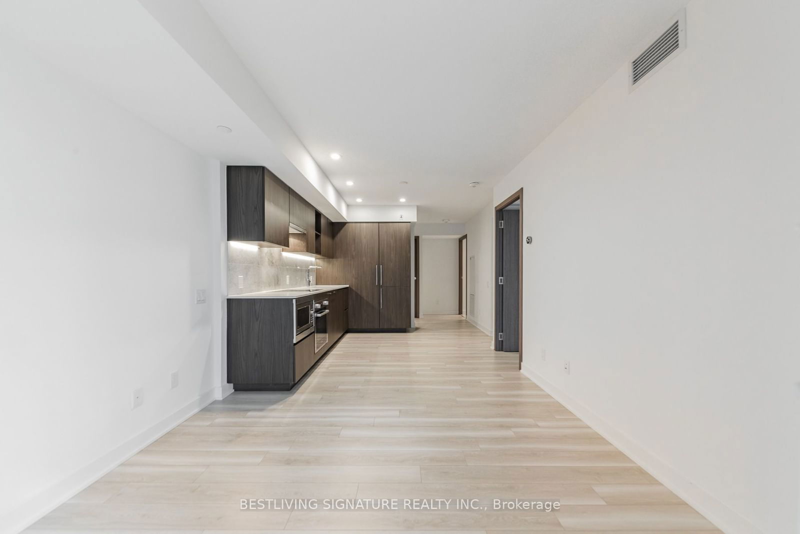 17 Bathurst St, unit 701 for sale - image #8