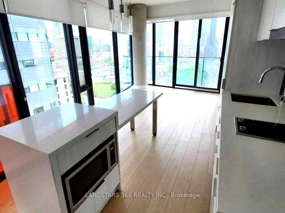 215 Queen St W, unit 1708 for rent - image #11