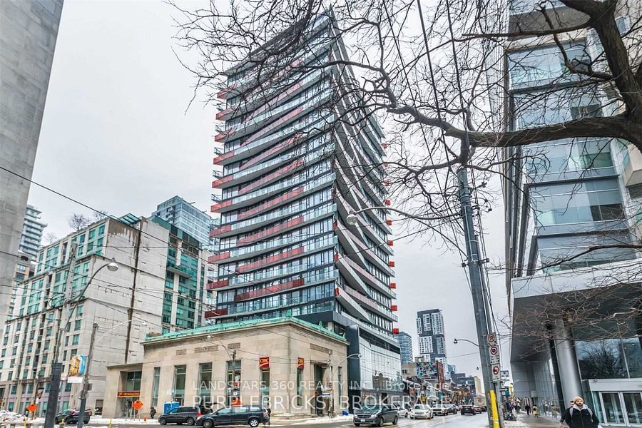 215 Queen St W, unit 1708 for rent