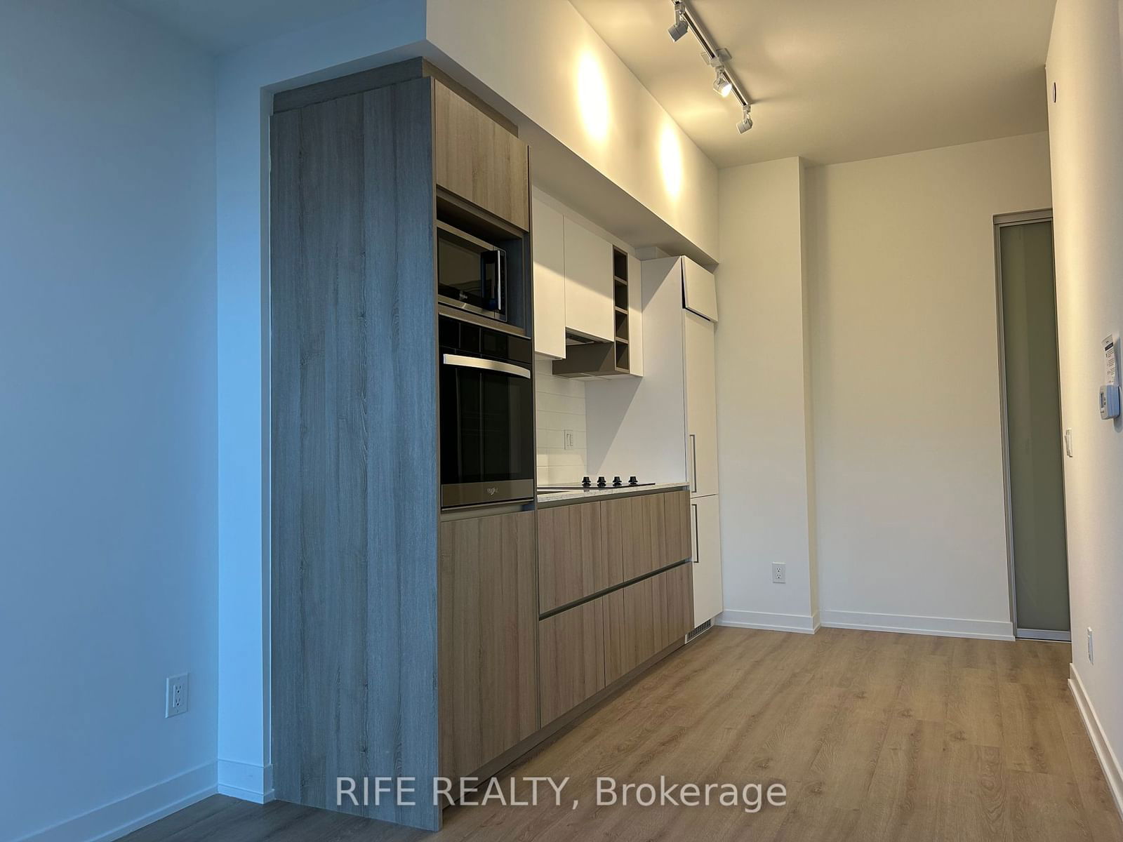 319 Jarvis St, unit 4517 for rent