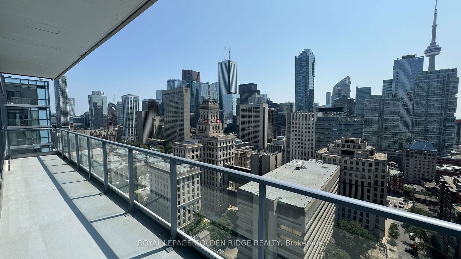 210 Simcoe St, unit 2403 for rent - image #1