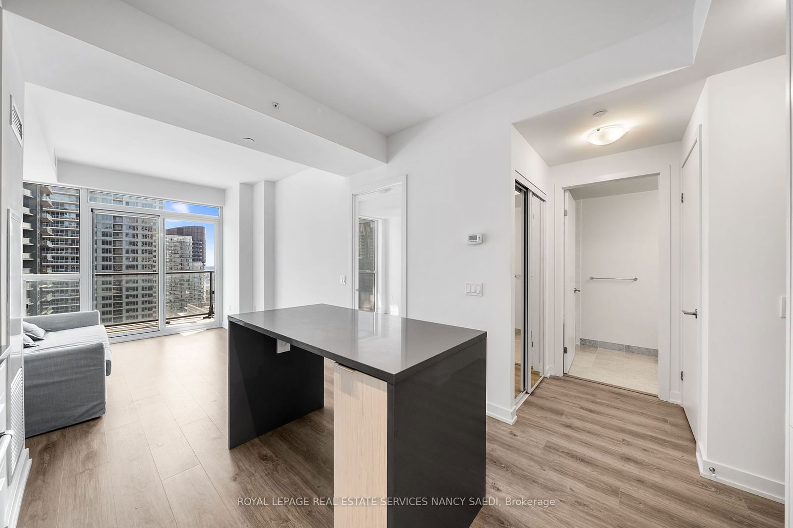 38 Iannuzzi St, unit 2509 for rent