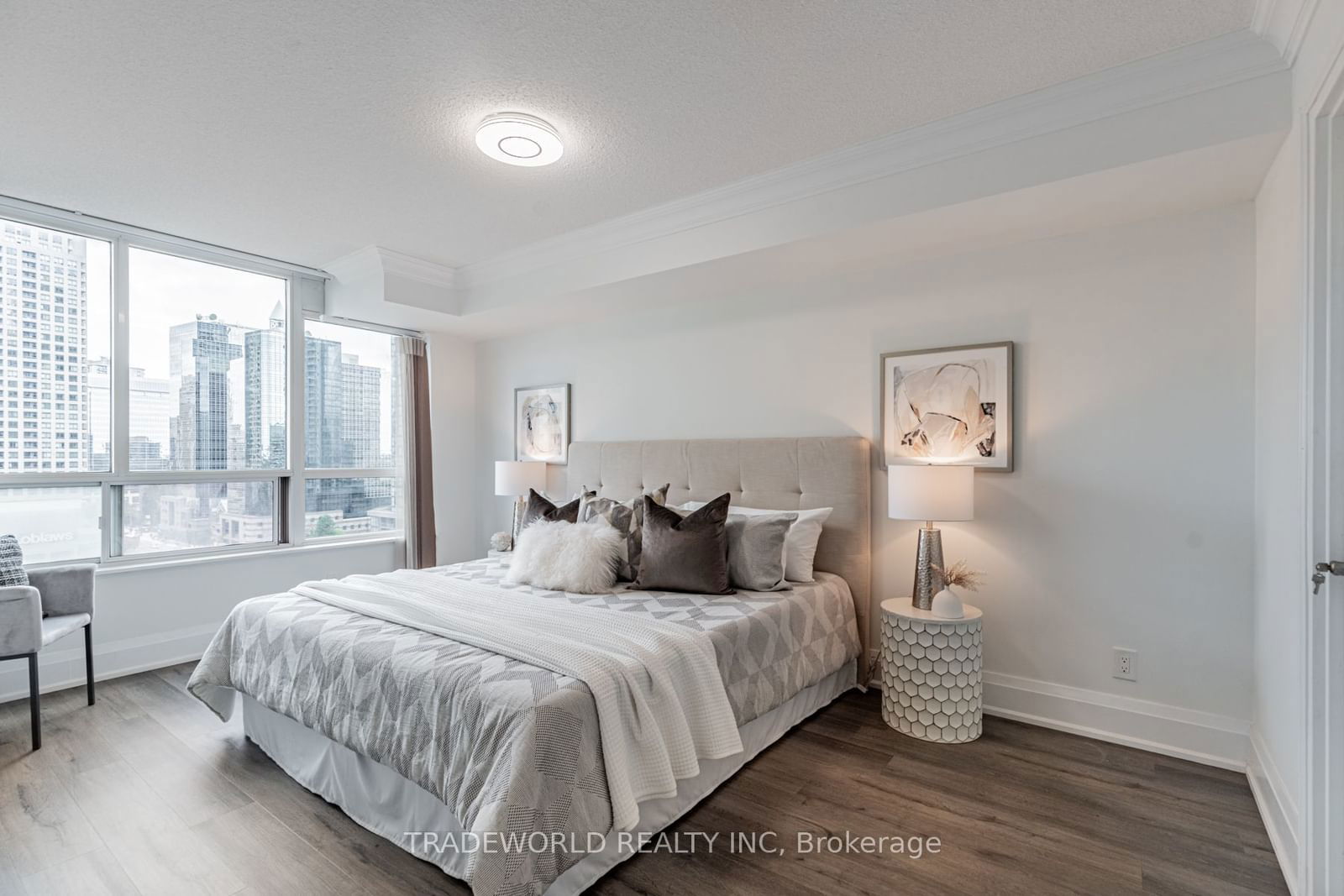 18 Parkview Ave, unit 1506 for sale - image #23