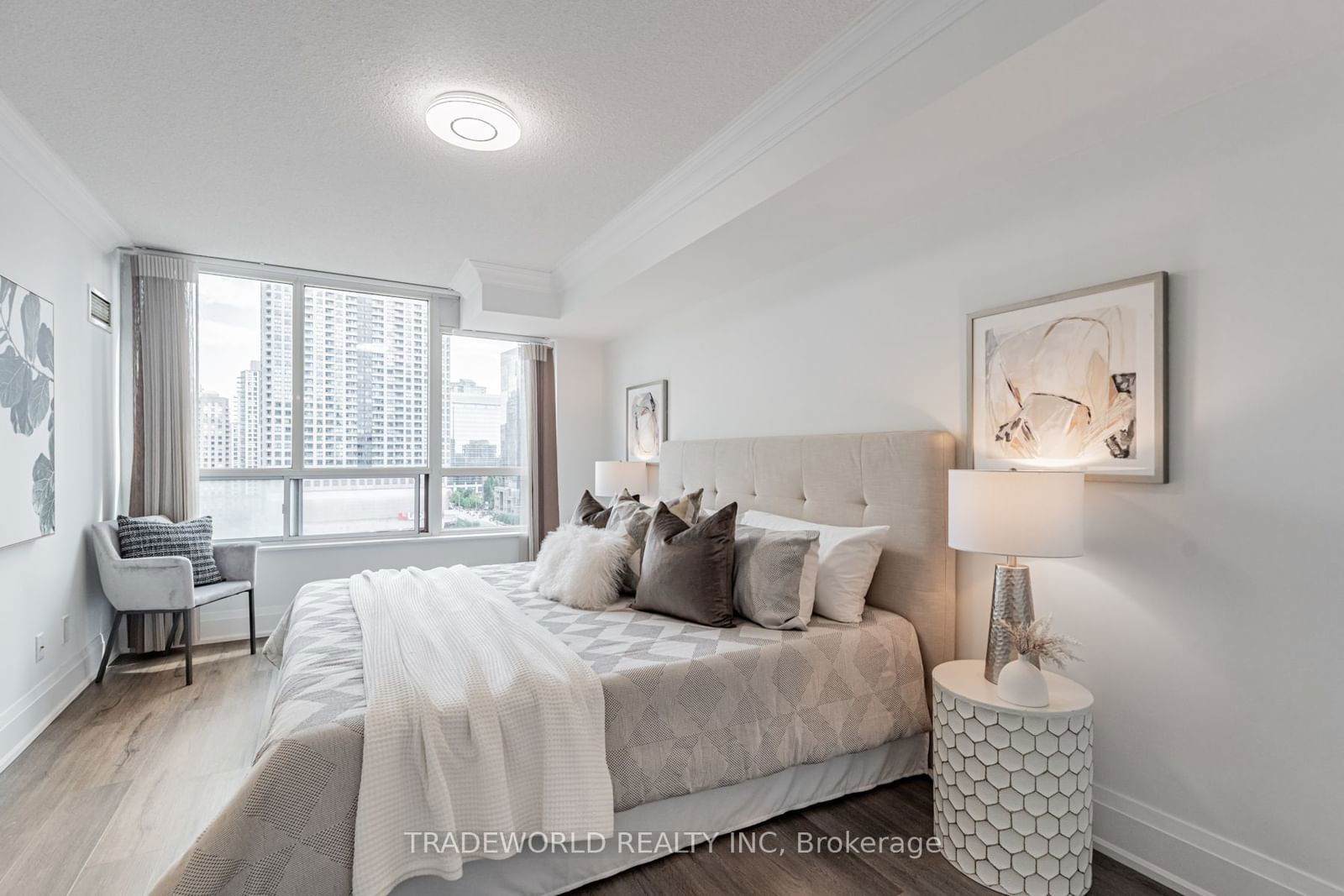 18 Parkview Ave, unit 1506 for sale - image #24