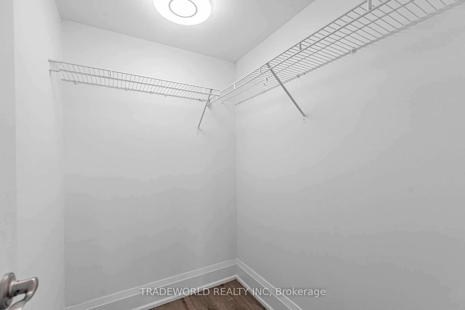 18 Parkview Ave, unit 1506 for sale - image #26