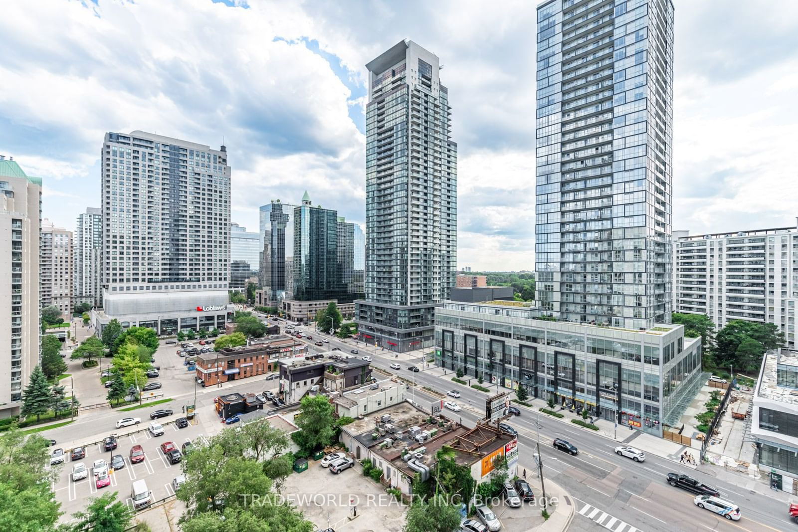 18 Parkview Ave, unit 1506 for sale