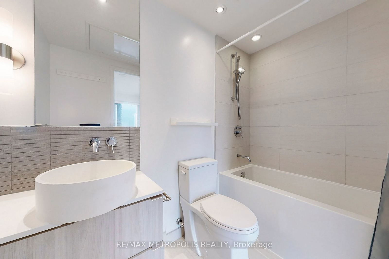 161 Roehampton Ave, unit 3710 for sale - image #19