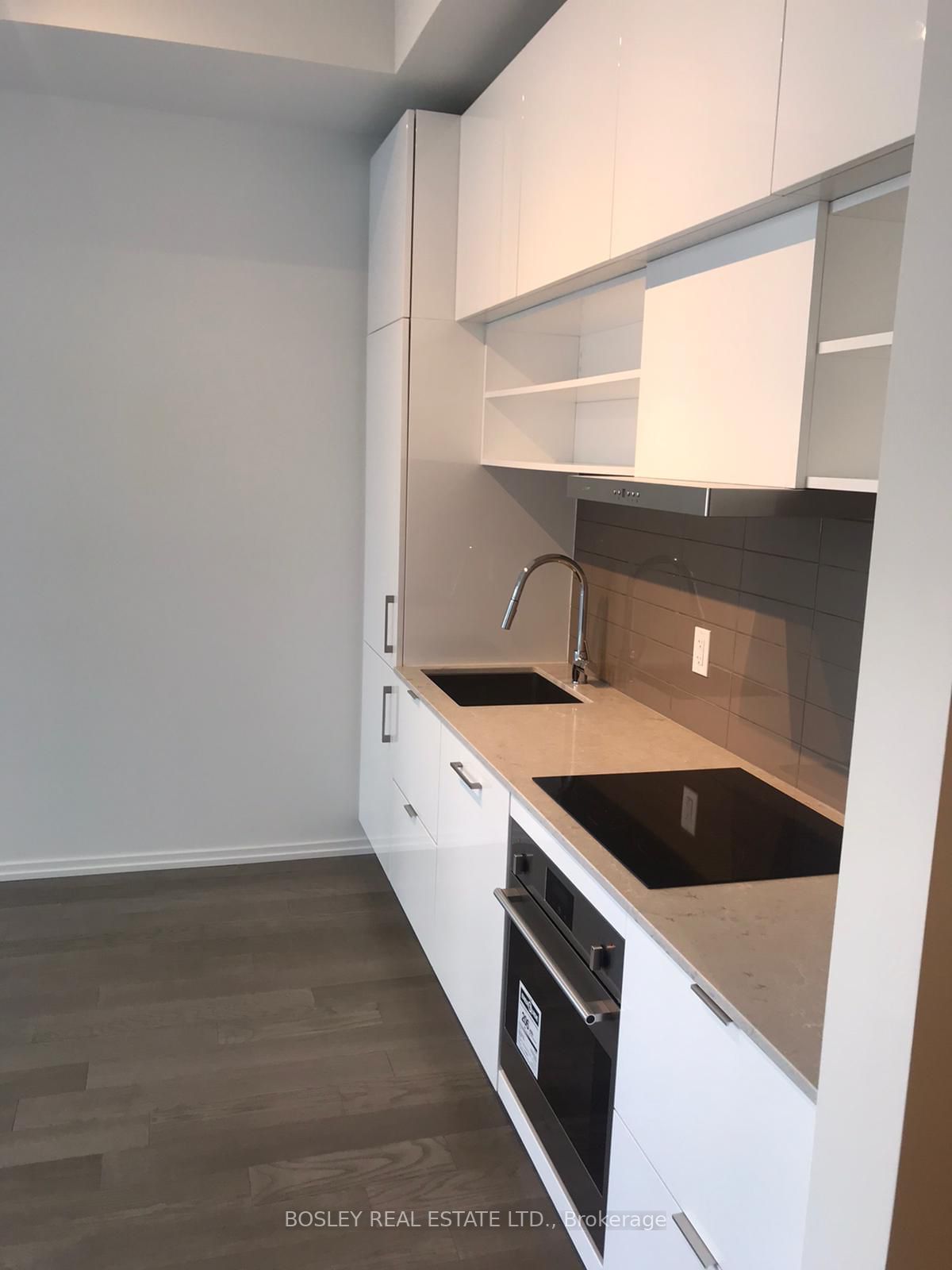 8 Hillsdale Ave E, unit 1034 for rent - image #8