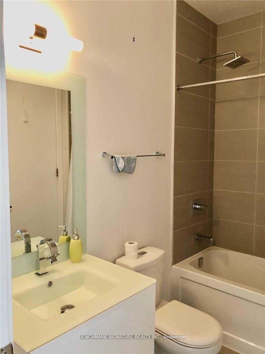 111 St Clair Ave W, unit 1701 for rent - image #6