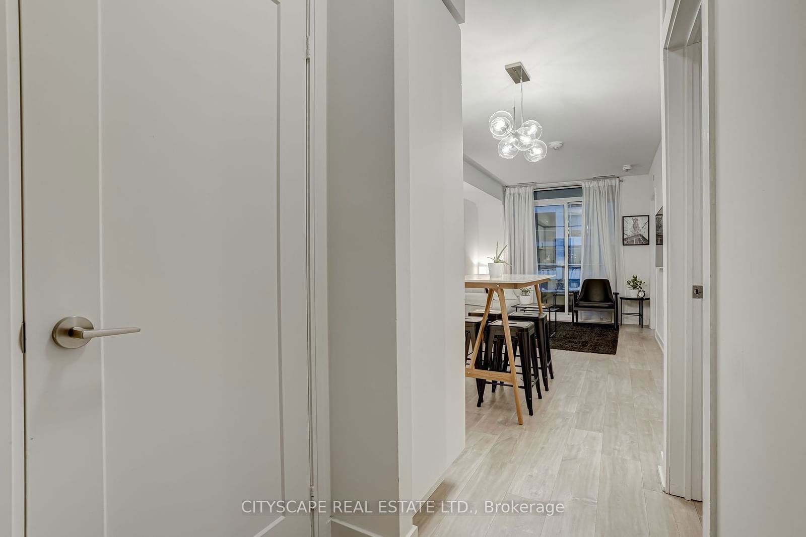 27 Bathurst St, unit 416 for rent - image #19