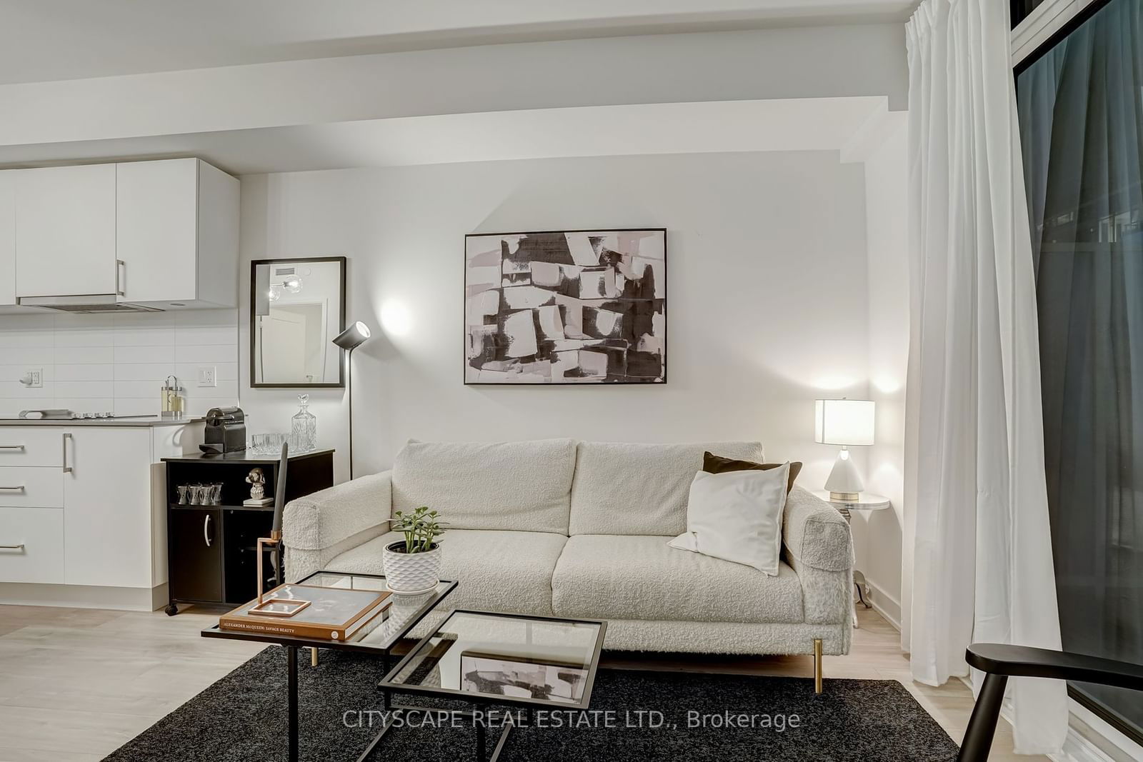 27 Bathurst St, unit 416 for rent - image #5