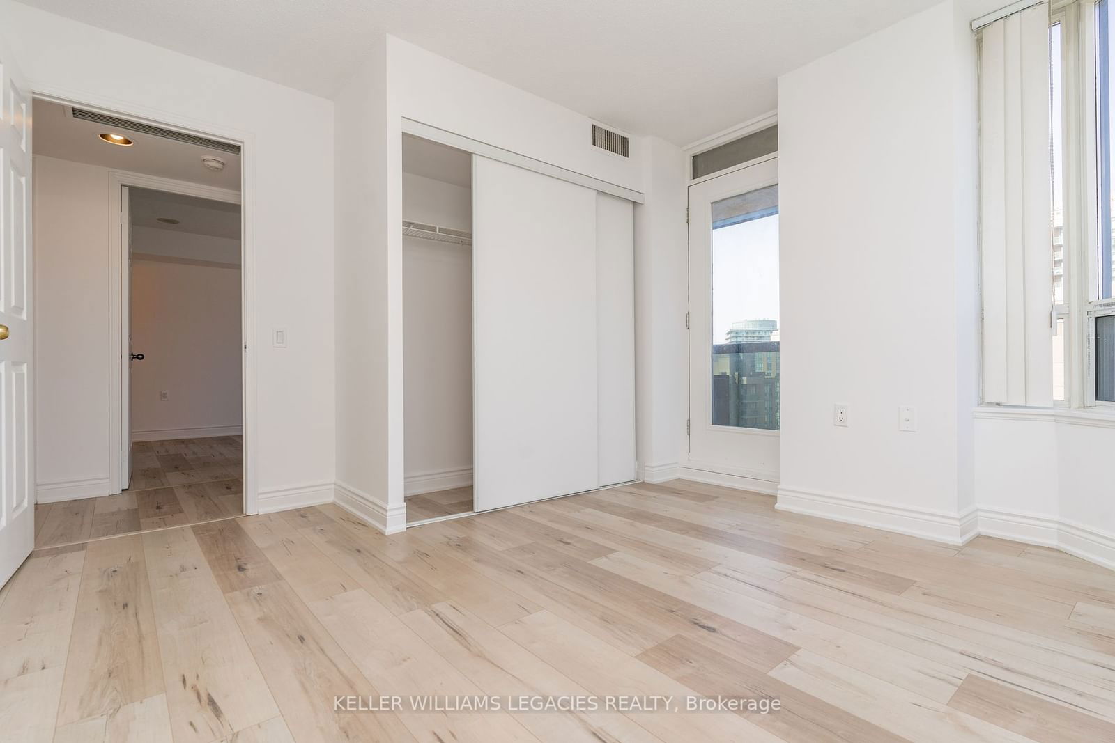 35 Finch Ave E, unit 2102 for rent - image #22