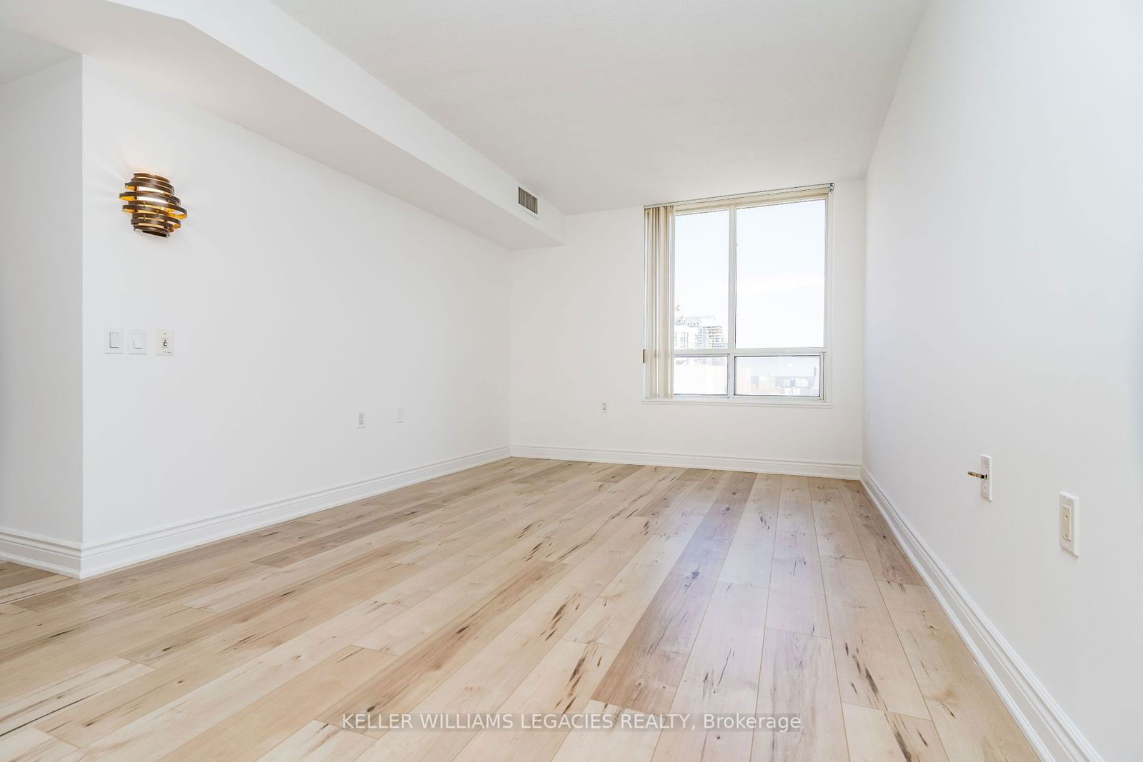 35 Finch Ave E, unit 2102 for rent - image #6