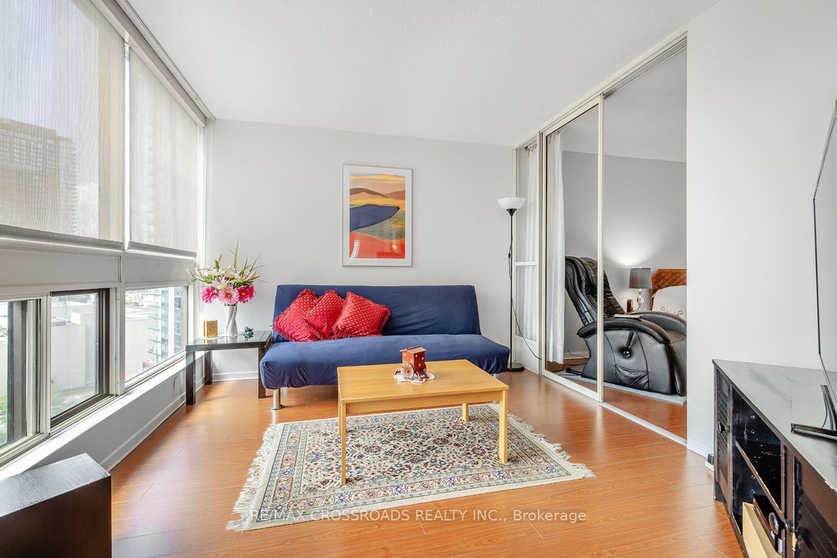 10 Kenneth Ave, unit 1203 for sale - image #7