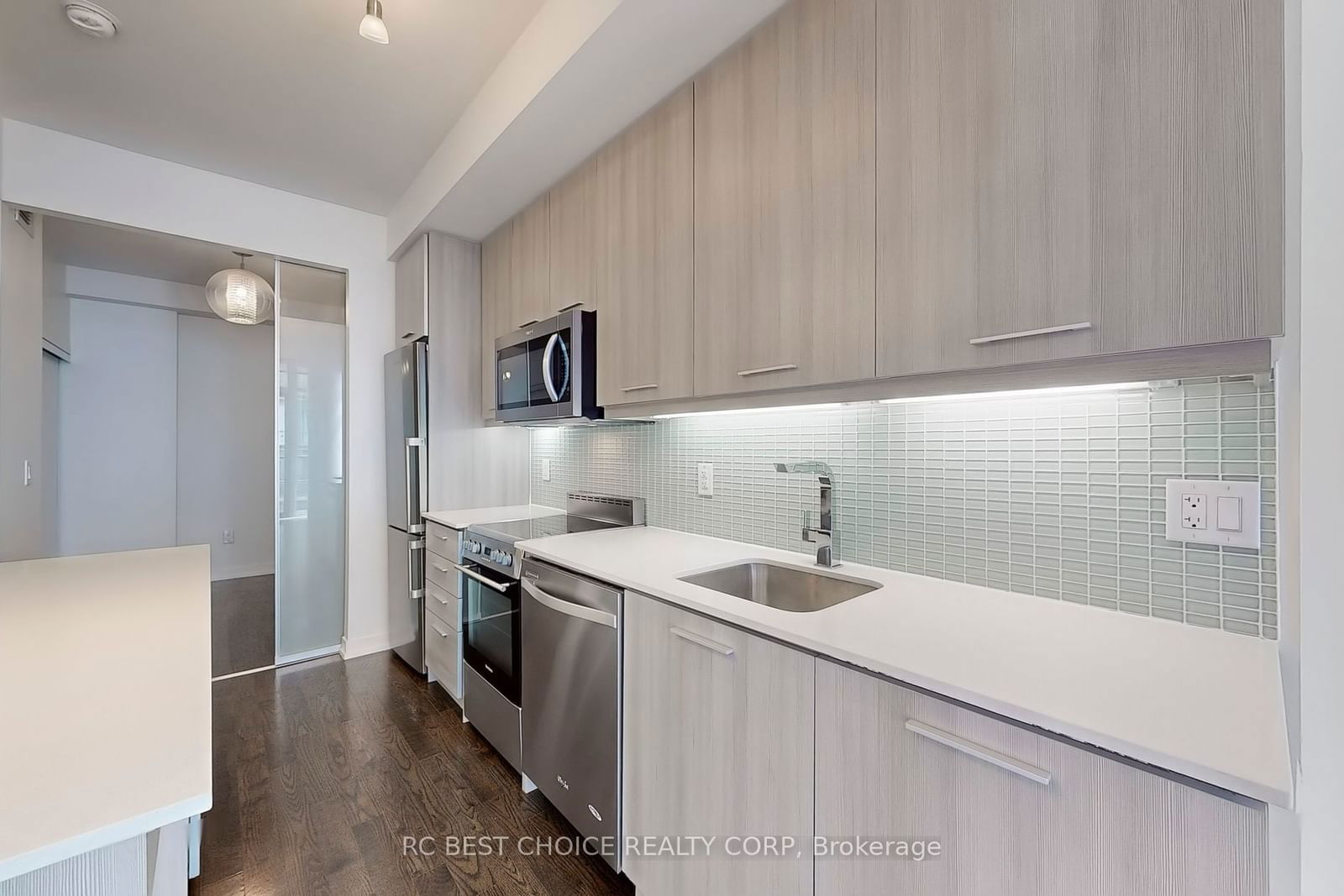 105 George St, unit 411 for sale - image #12