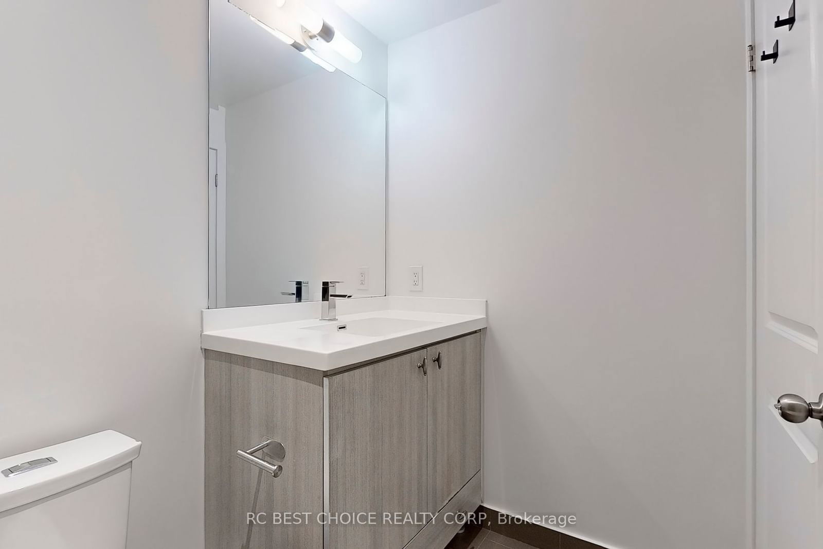 105 George St, unit 411 for sale - image #20