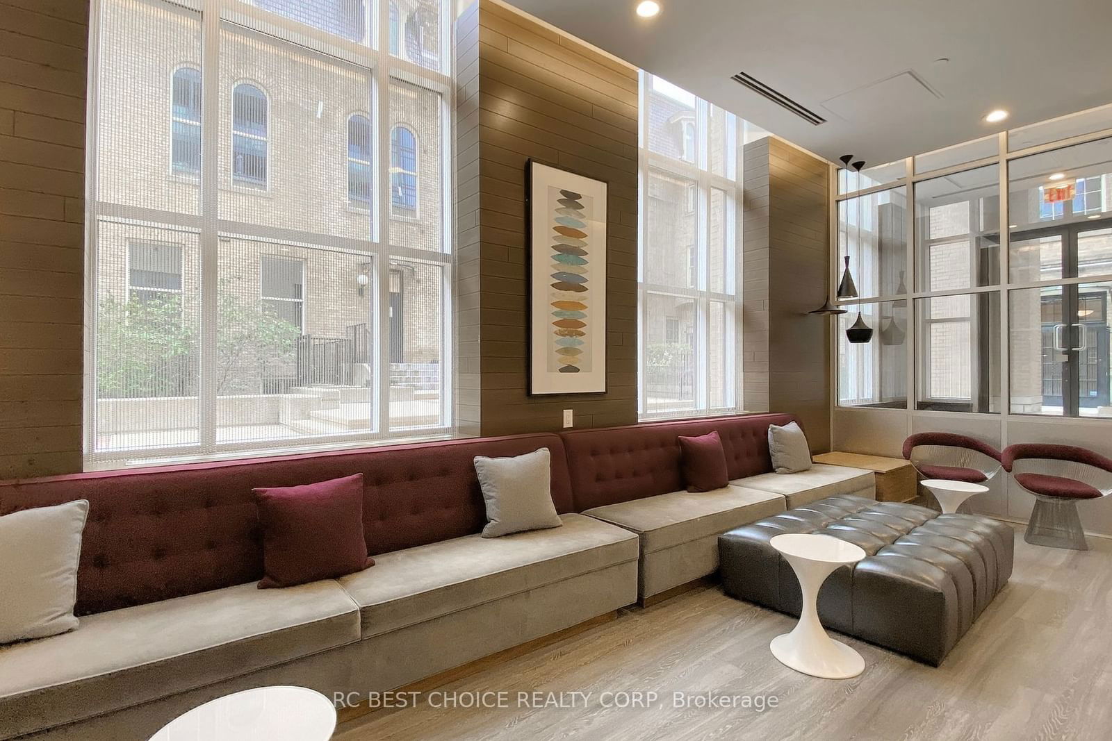 105 George St, unit 411 for sale - image #33