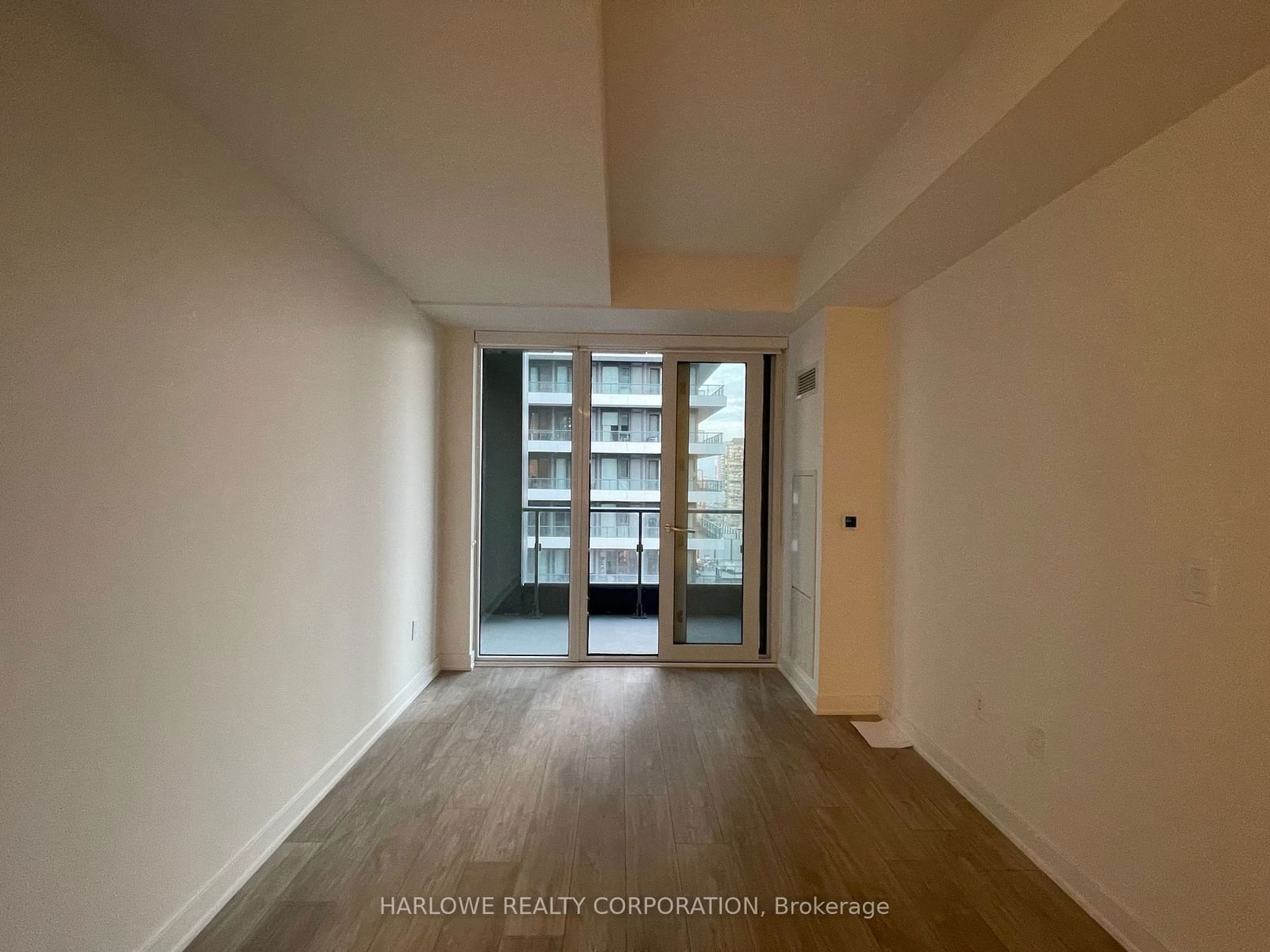 135 Lower Sherbourne St, unit 2225 W for rent - image #2