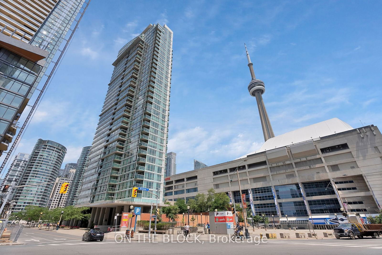 81 Navy Wharf Crt, unit 3803 for sale