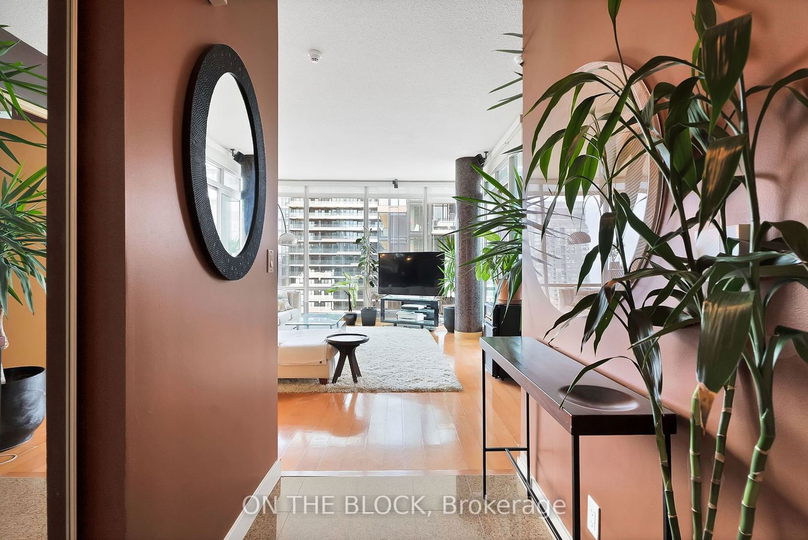 81 Navy Wharf Crt, unit 3803 for sale - image #7