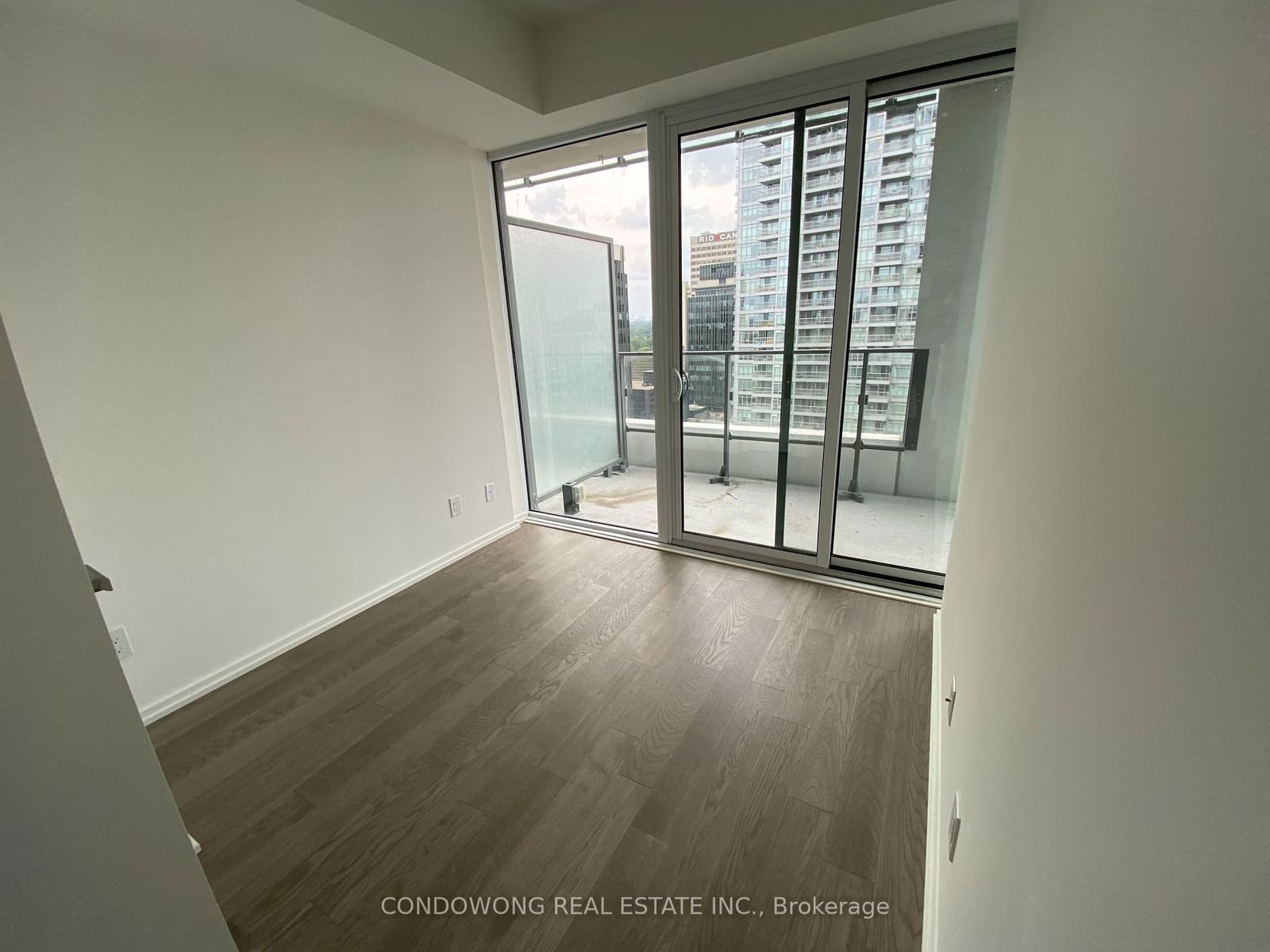 5 Soudan Ave, unit 2007 for rent - image #10