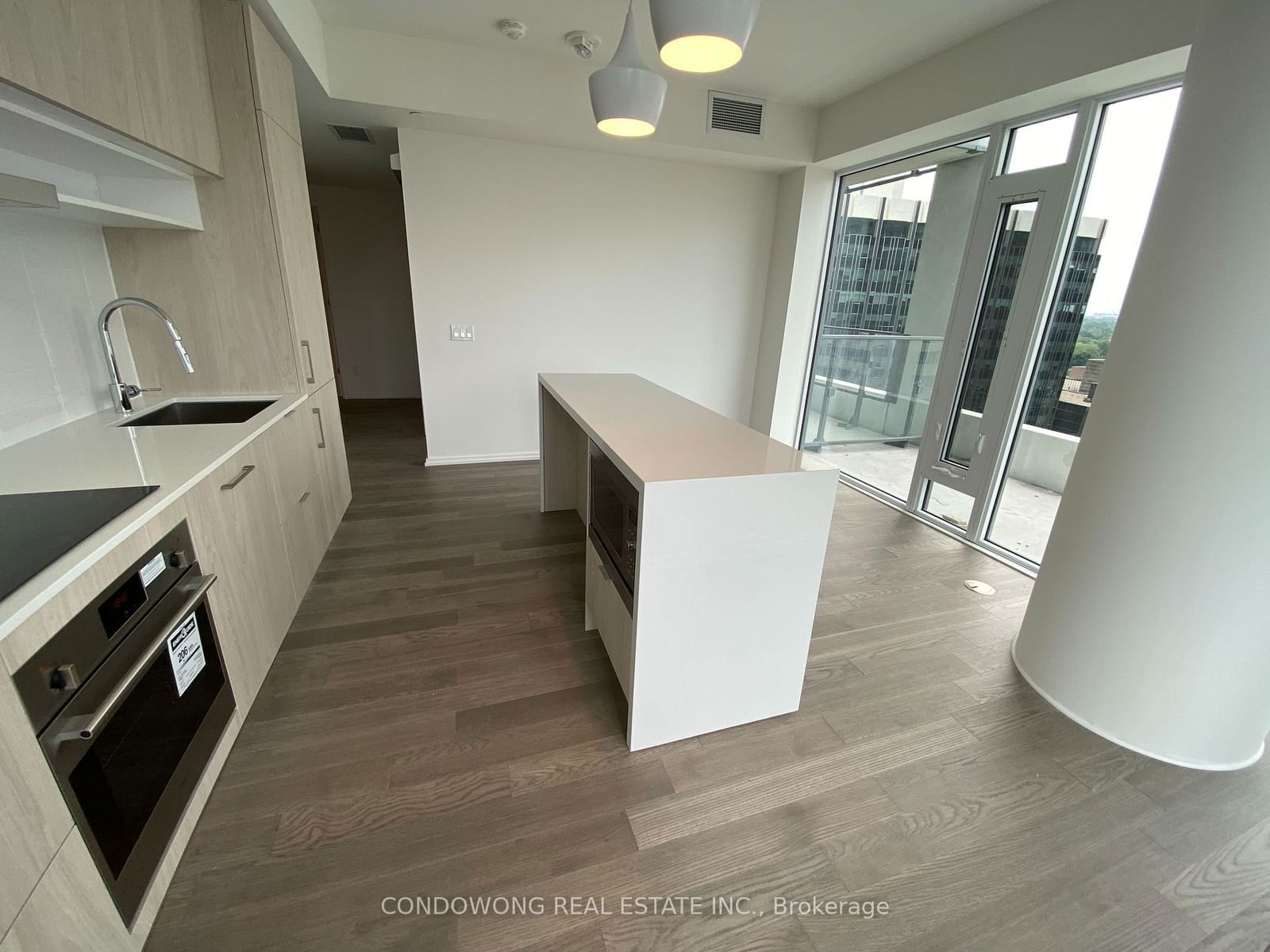 5 Soudan Ave, unit 2007 for rent - image #4