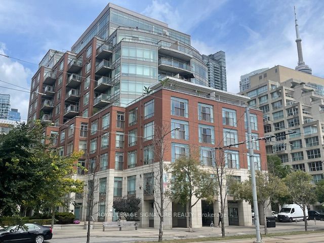 500 Queens Quay W, unit 807E for rent