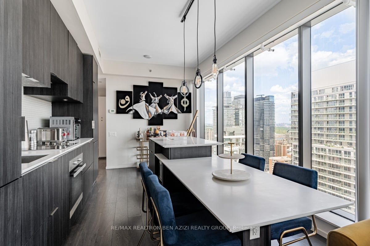 5 St Joseph St, unit 3902 for sale - image #5