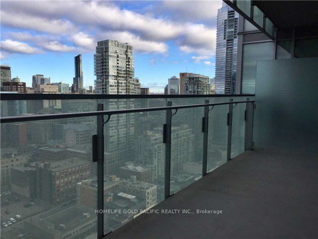 80 John St, unit 2907 for rent