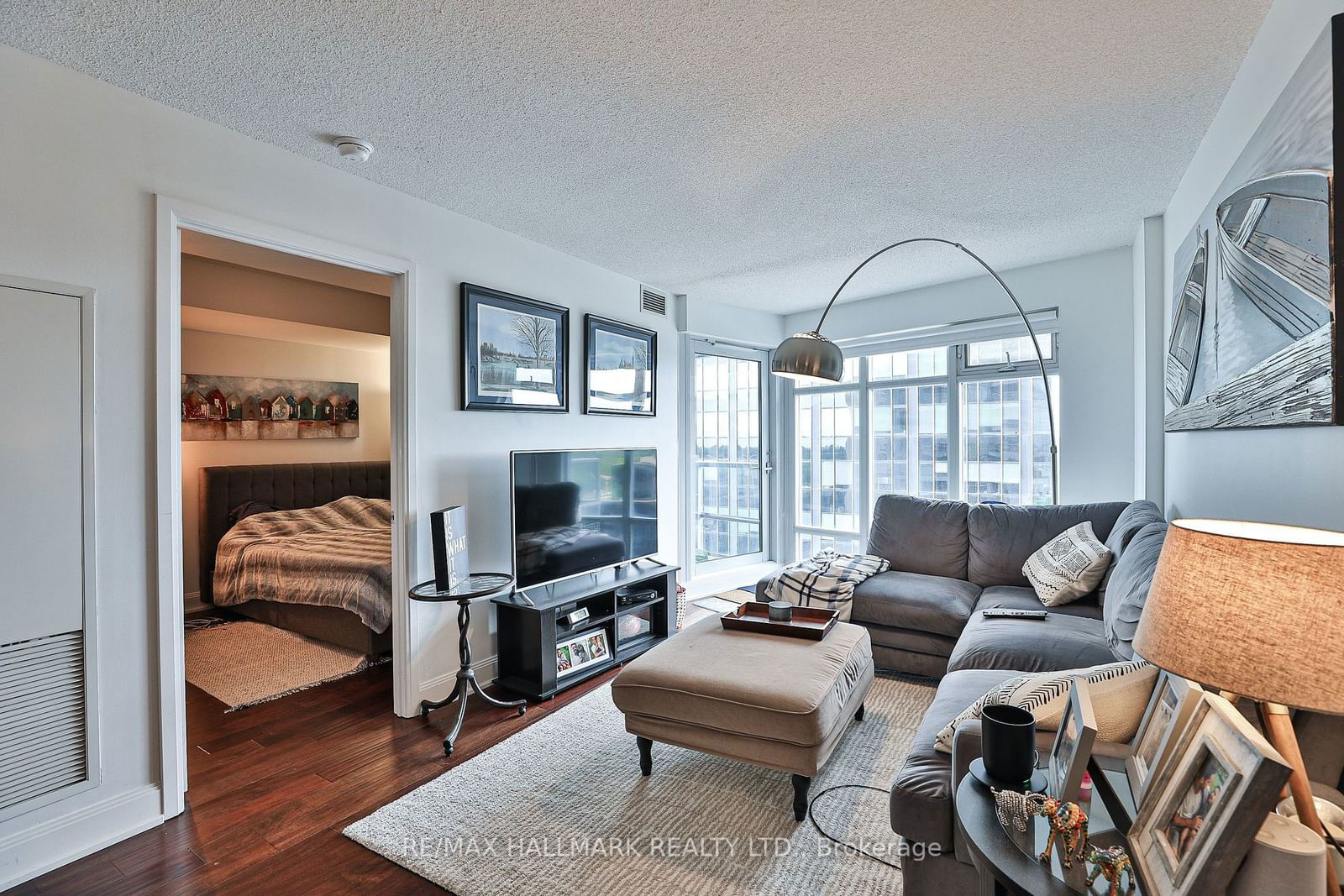 2181 Yonge St, unit 1206 for rent - image #11