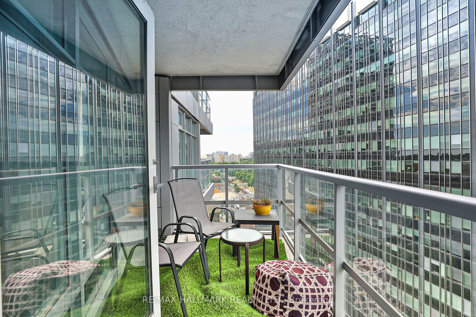 2181 Yonge St, unit 1206 for rent - image #20