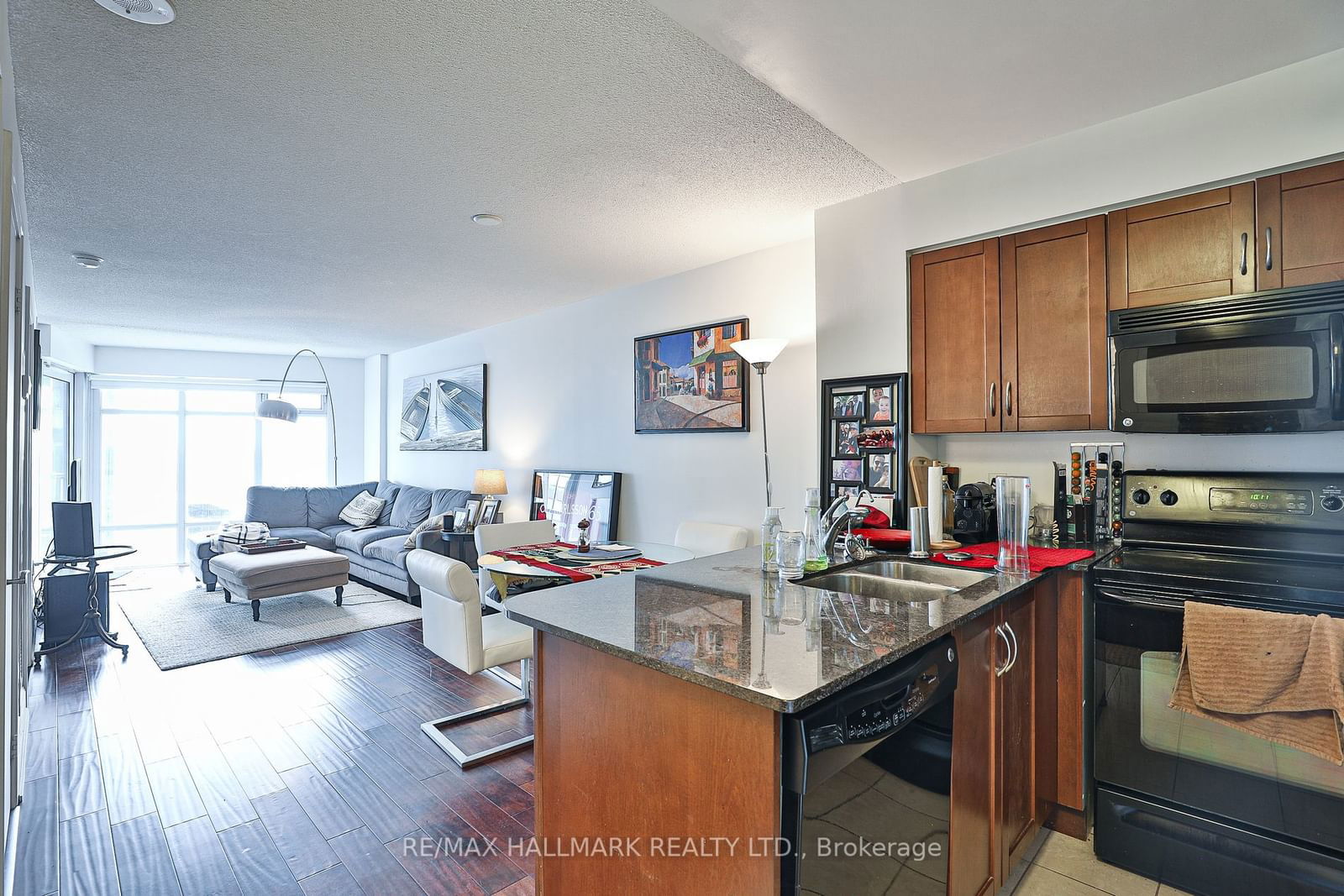 2181 Yonge St, unit 1206 for rent - image #7