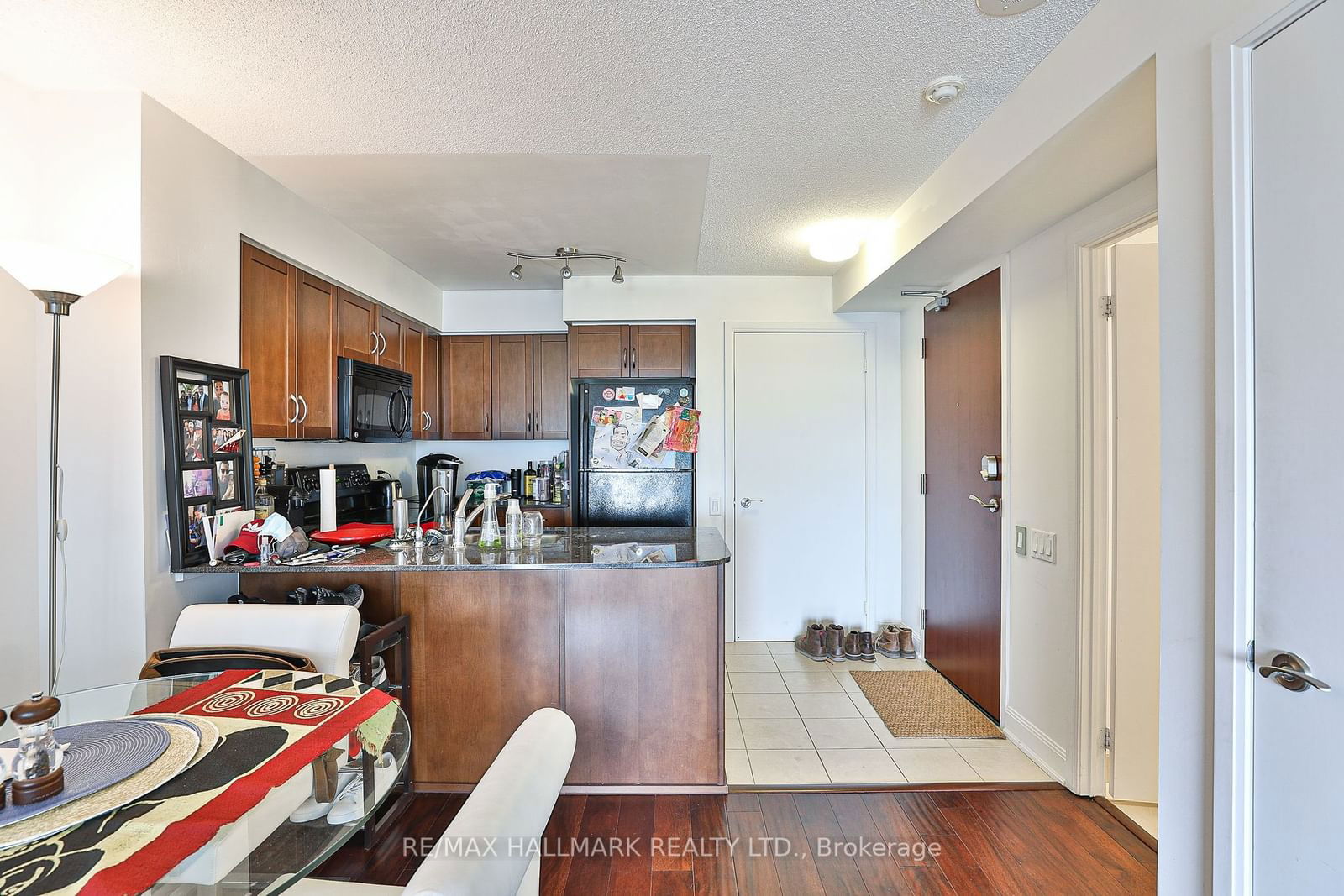 2181 Yonge St, unit 1206 for rent - image #8